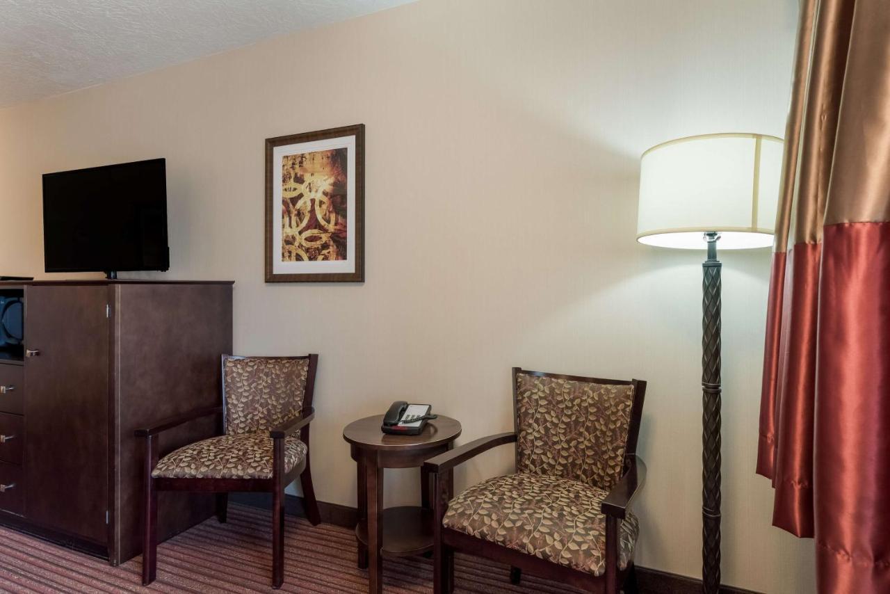 Best Western Plus Cedar Stadt Exterior foto